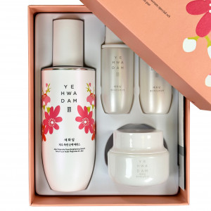 Набор по уходу за лицом Yehwadam Jeju Magnolia Brightening Serum Special Set The Face Shop