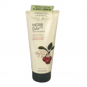 Пенка для умывания Master Blending Foaming Cleanser Acerola&Blueberry Herb Day 365 The Face Shop